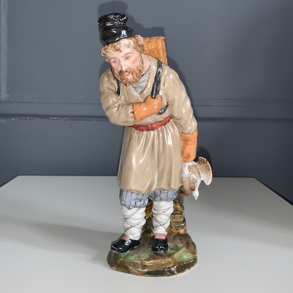 Antique 19C Russian Porcelain GARDNER FIGURE - Picture 1 of 10